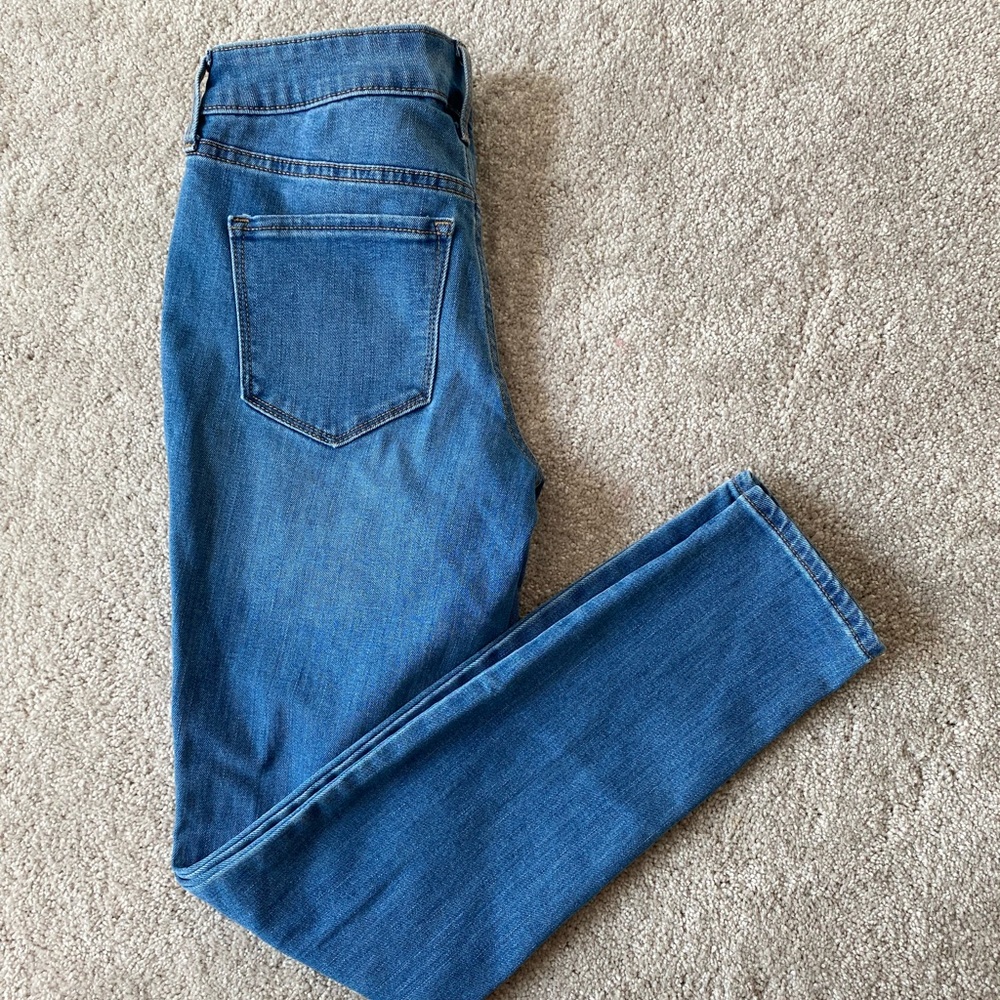 Old Navy Mid-Rise Skinny Jeans